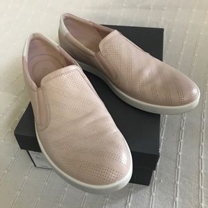 Rose Dust/White ECCO comfort shoes
